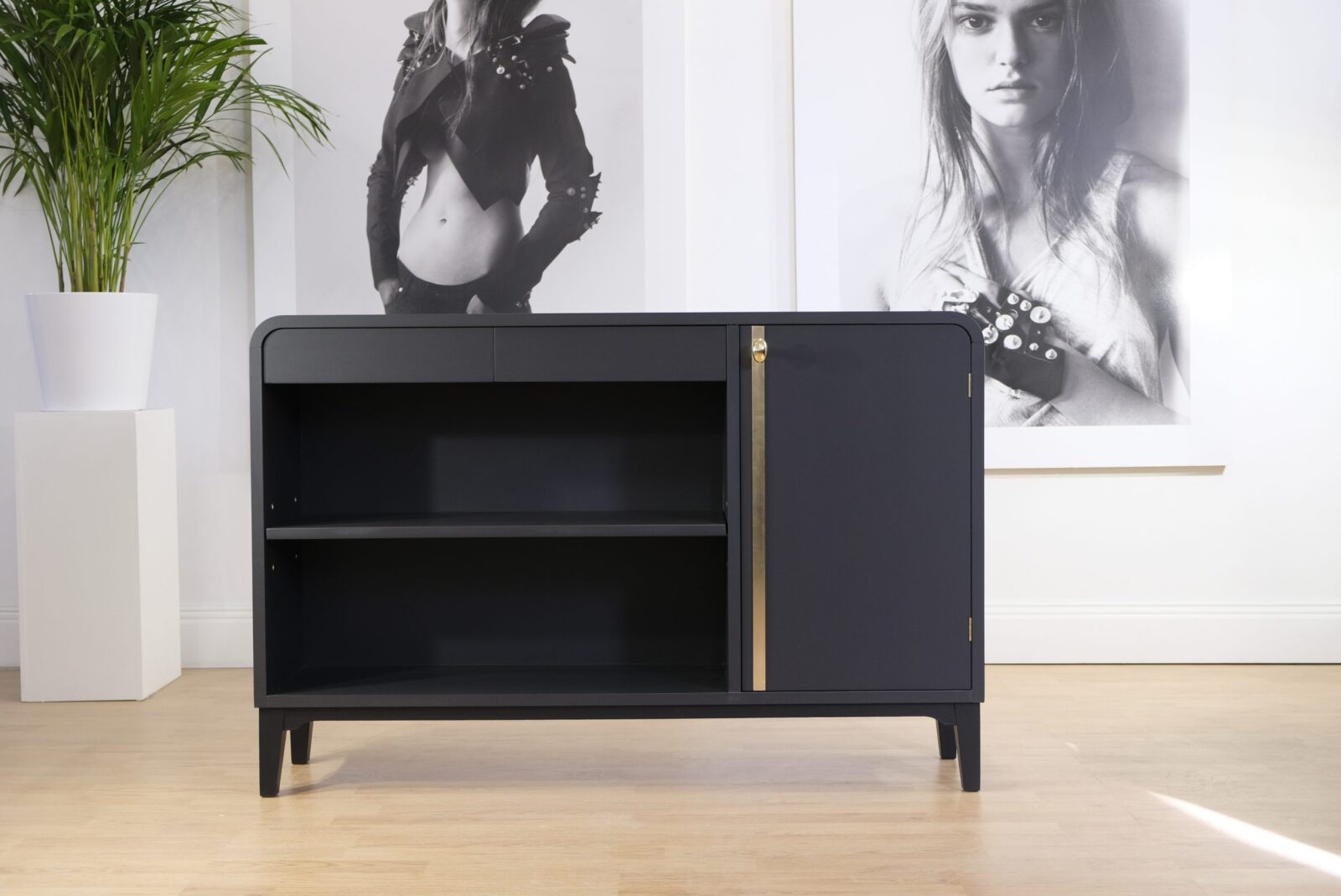 Bokhylla / Sideboard Swedish Modern ca 1935