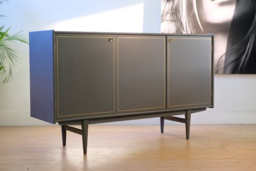 Sideboard - Liknande kan beställas