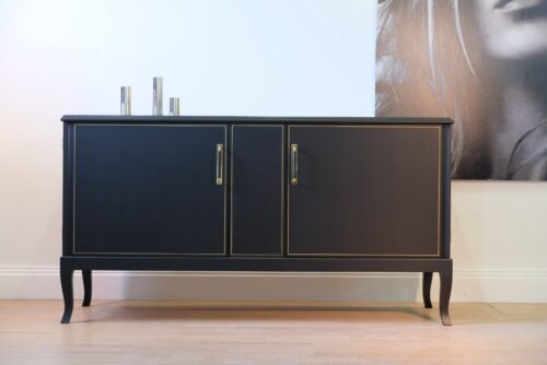 Sideboard antikt Swedish grace i svart matt och guldramar
