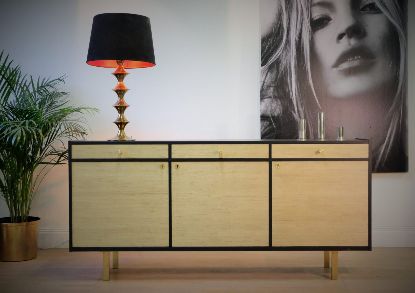 sideboard-598.3_f Sideboard - 1960 - Mint Condition - Liknande kan beställas
